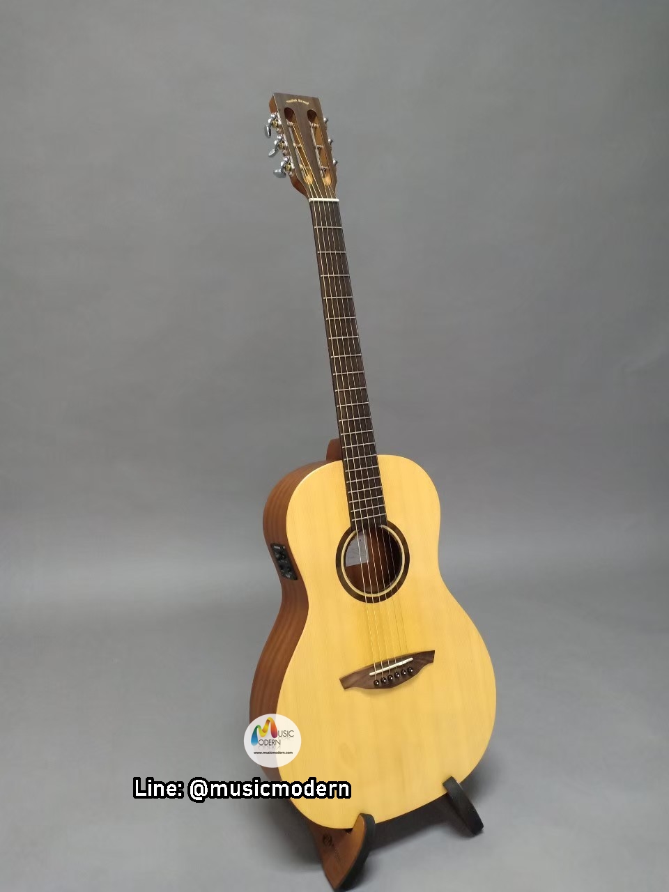 Veelah Guitar Model V1-PE