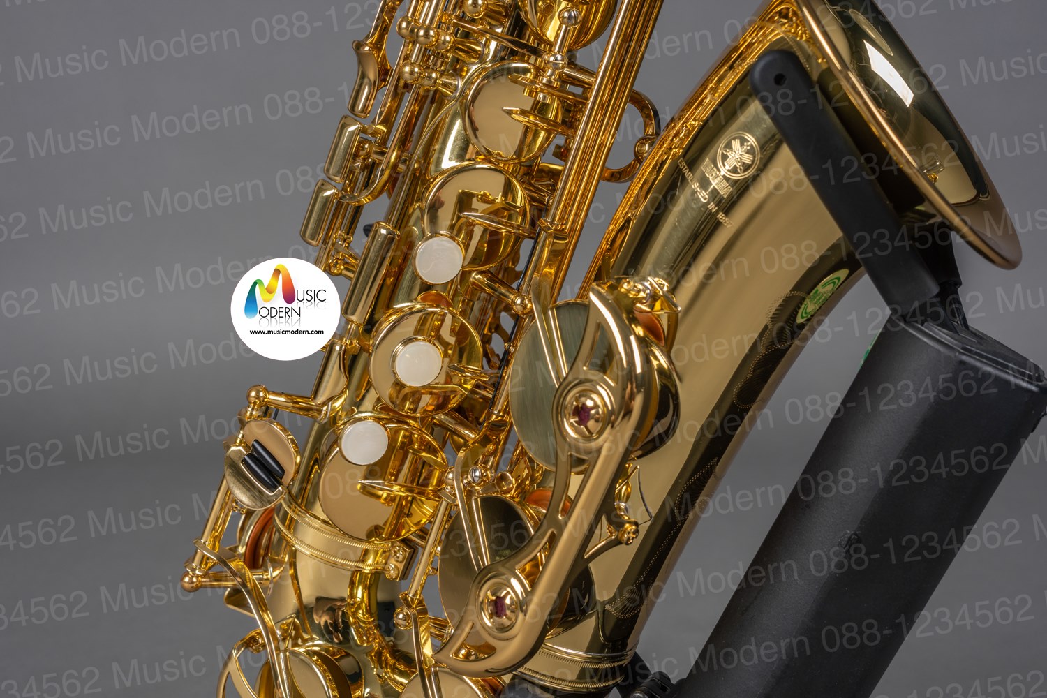 Yamaha Alto Saxophone YAS-62