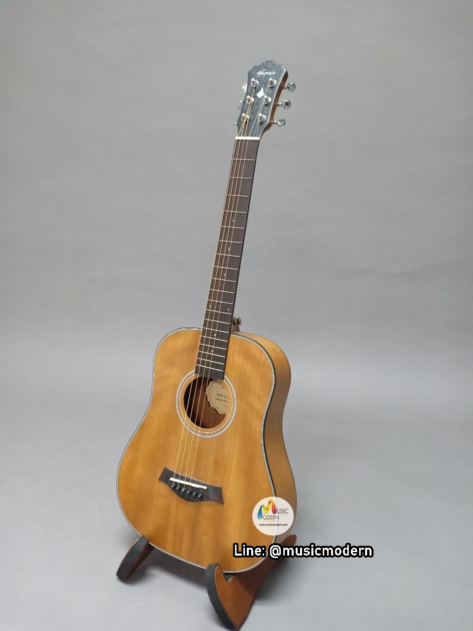 Mantic B600 NA Acoustic Guitar 